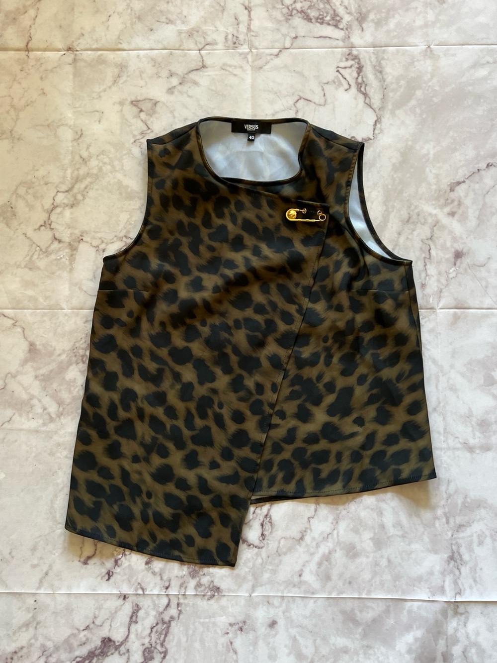 Versus Versace Leopard Asymmetrical Top Gold Safety Pin IT 40